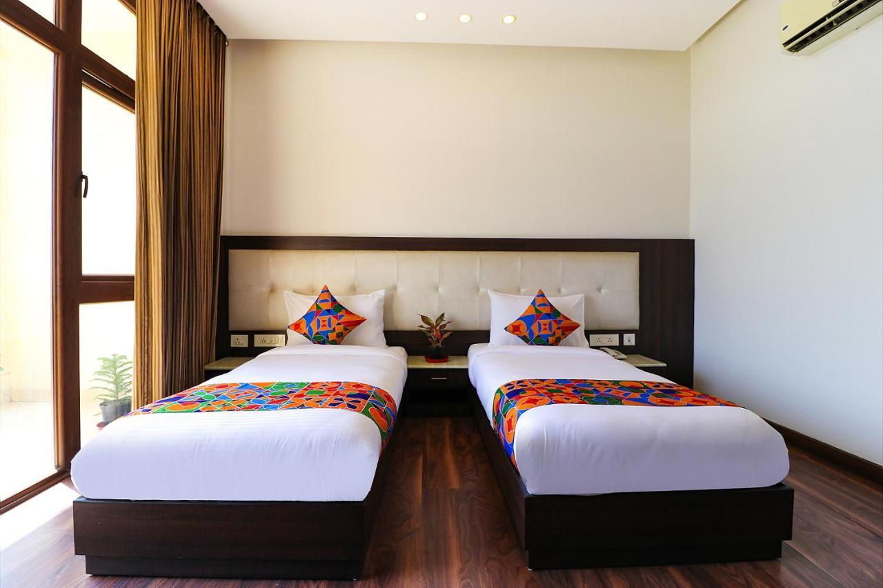 Fabhotel Oyster Villa Gurgaon Extérieur photo