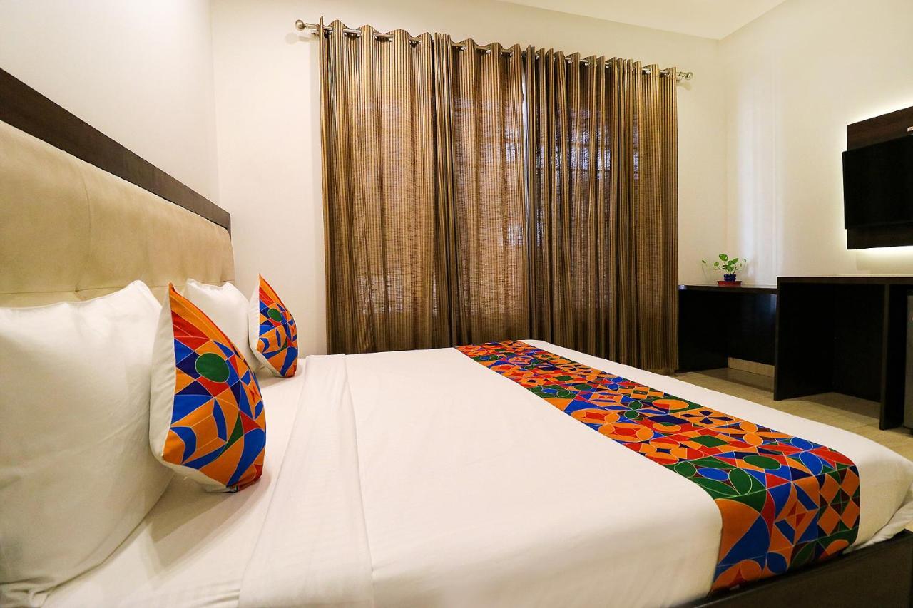 Fabhotel Oyster Villa Gurgaon Extérieur photo